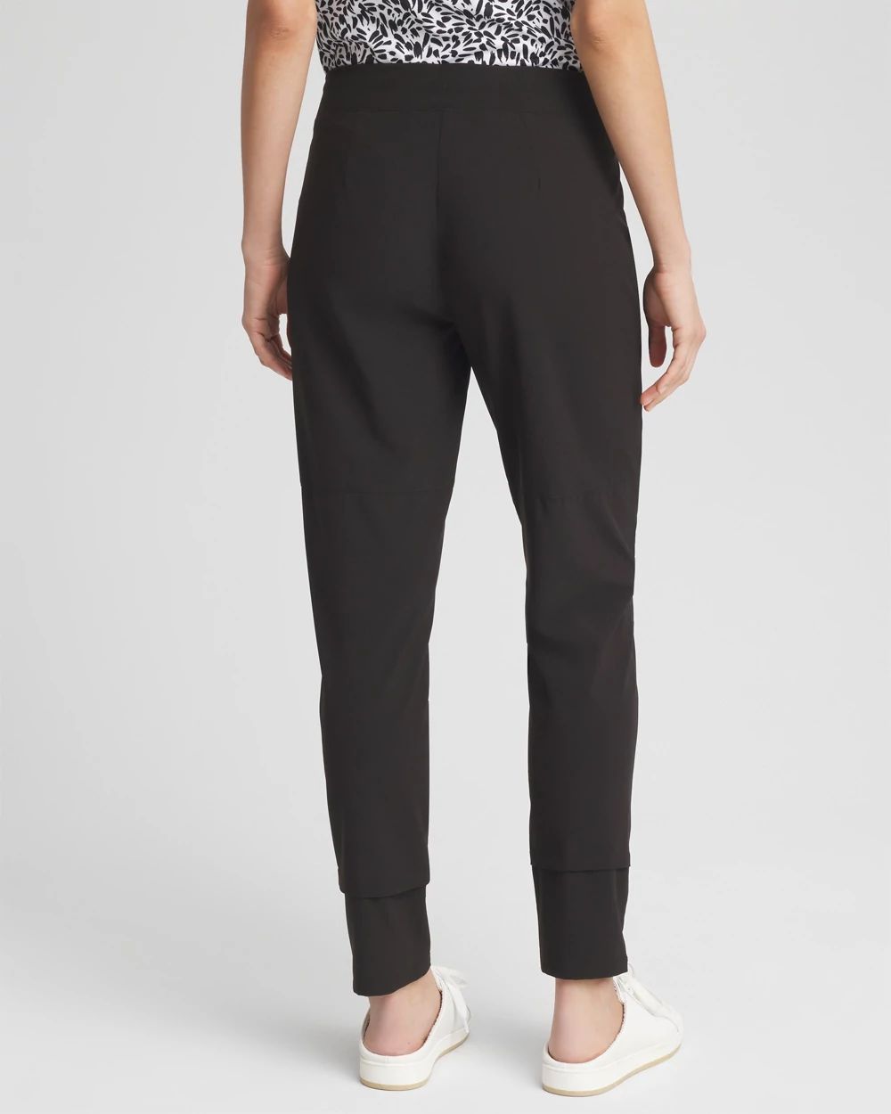 Zenergy® Neema Seam Detail Stretch Ankle Pants | Chico's